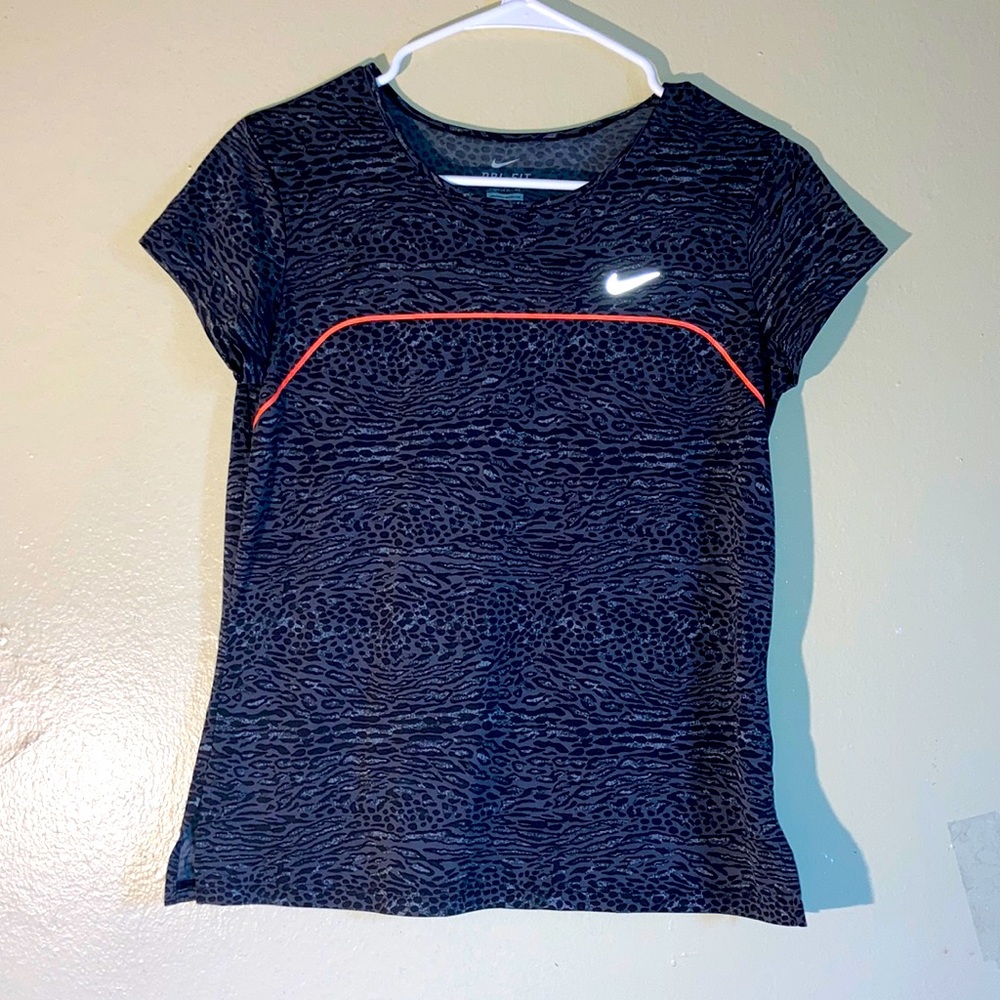 Nike Dri-FIT Animal Print Running Shirt Women's Size Small Black/Grey